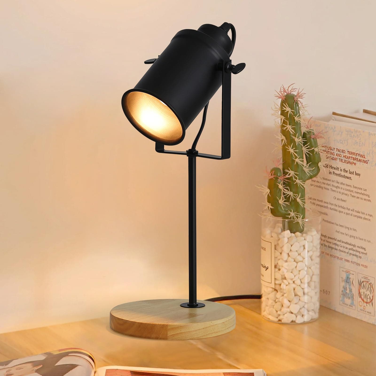 lámpara escritorio metal negro, lámpara diseño industrial