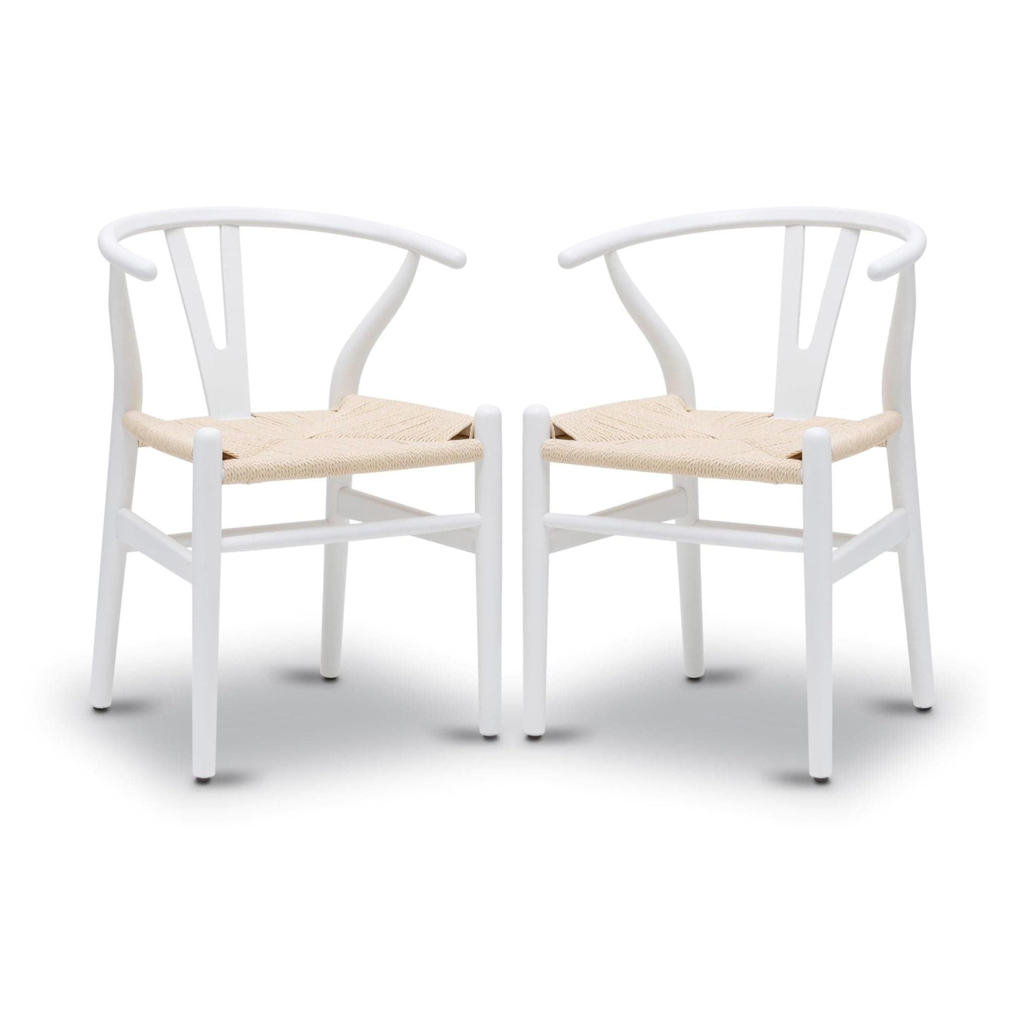 Silla Wishbone blanca con asiento de ratán