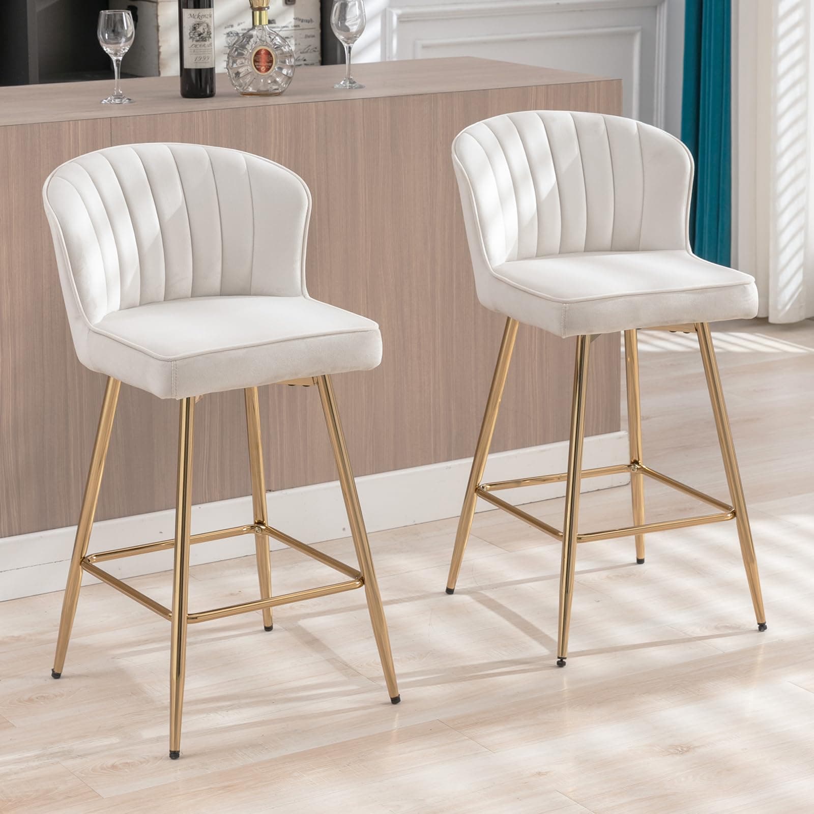 Taburete alto de terciopelo blanco con patas doradas