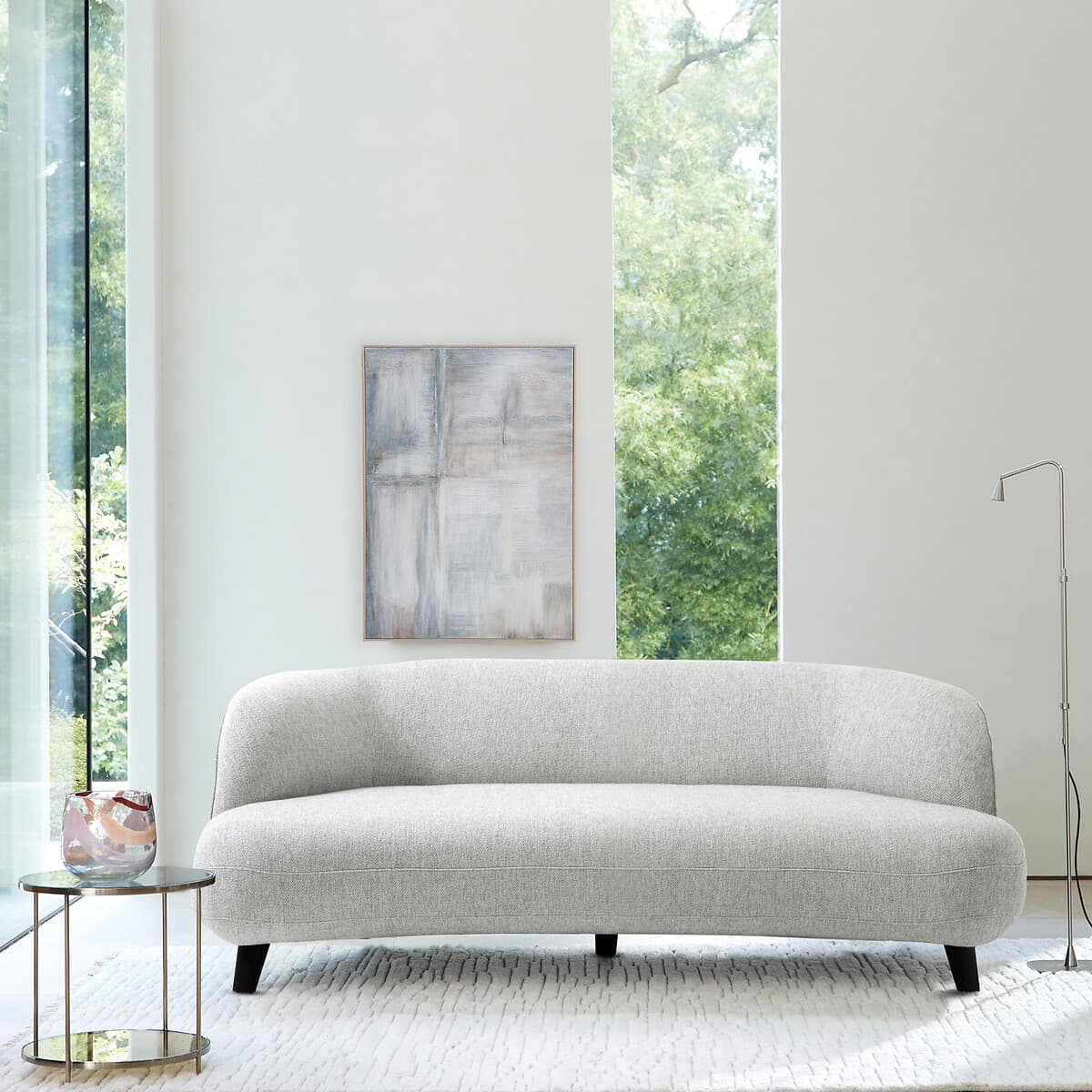 sofá gris claro dos plazas, sofá curvo moderno