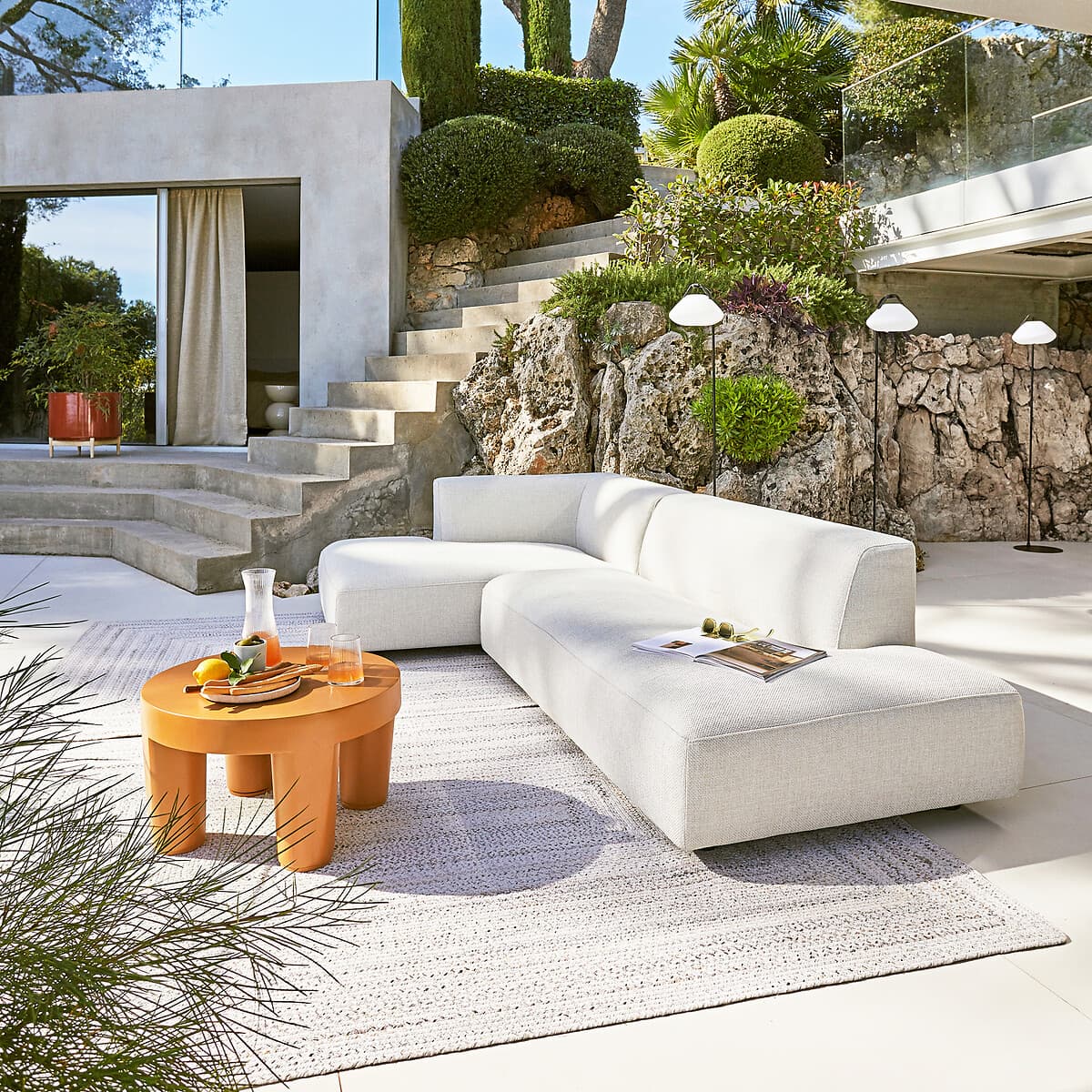 Sofá modular de lino blanco