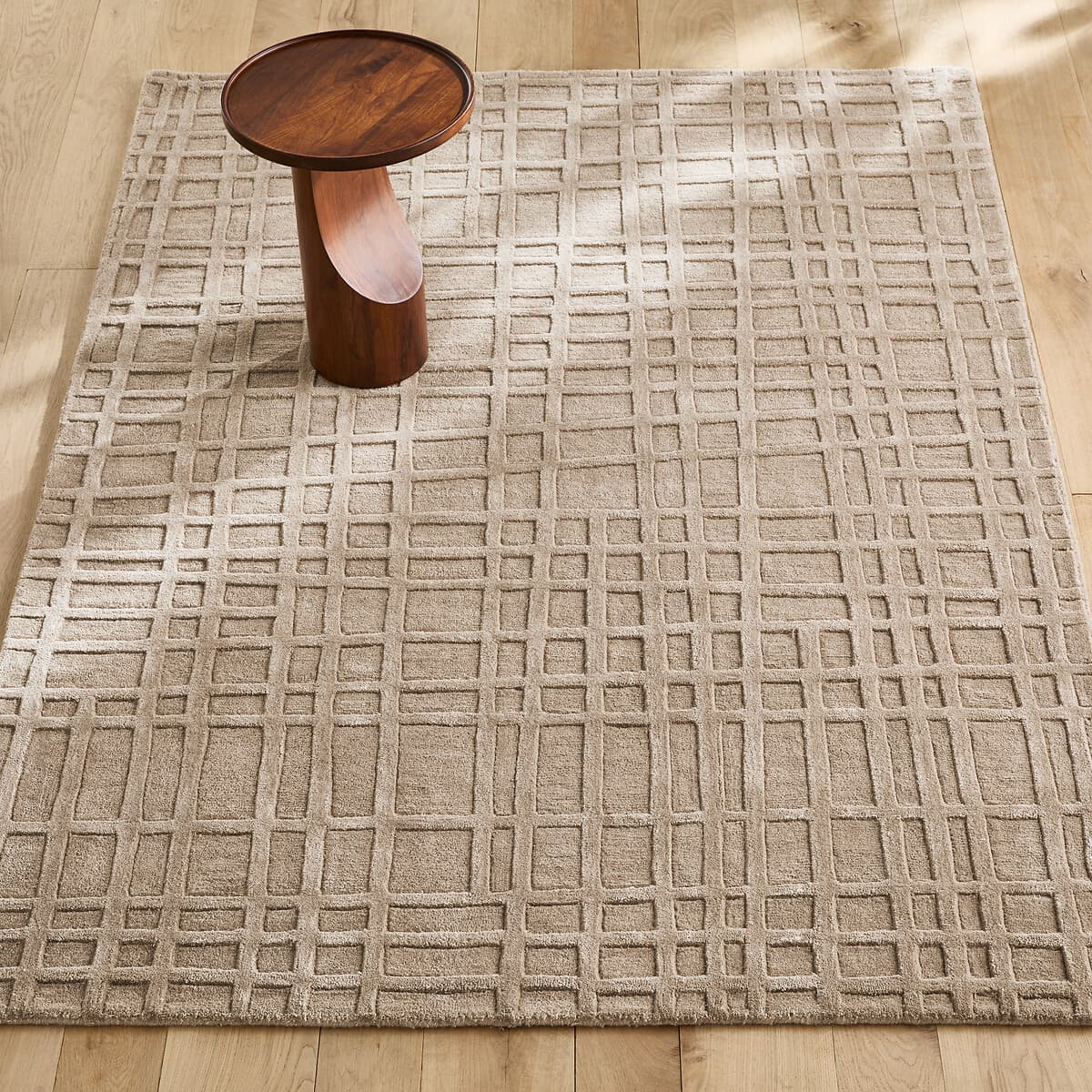 alfombra rectangular beige, alfombra diseño geométrico