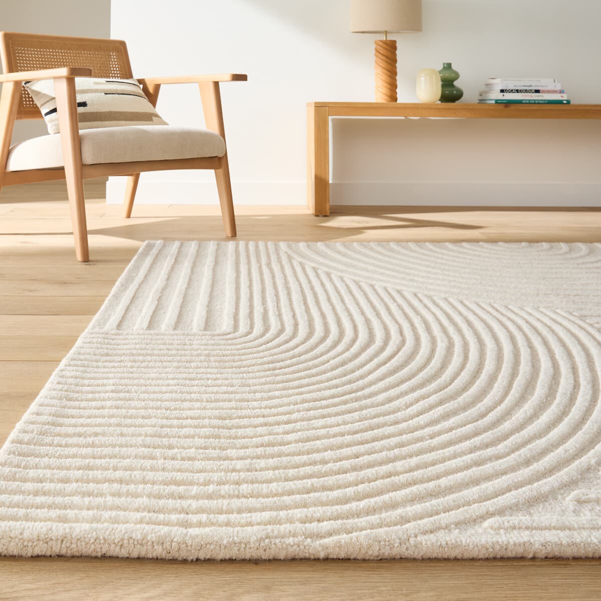 alfombra lana blanca salón, alfombra diseño geométrico moderna