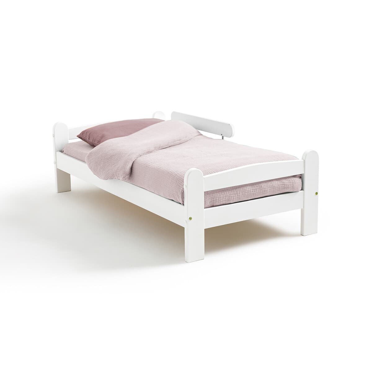 Cama infantil de madera blanca con barrera